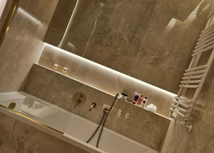 Perla Slonca Premium Private Parking Stettin